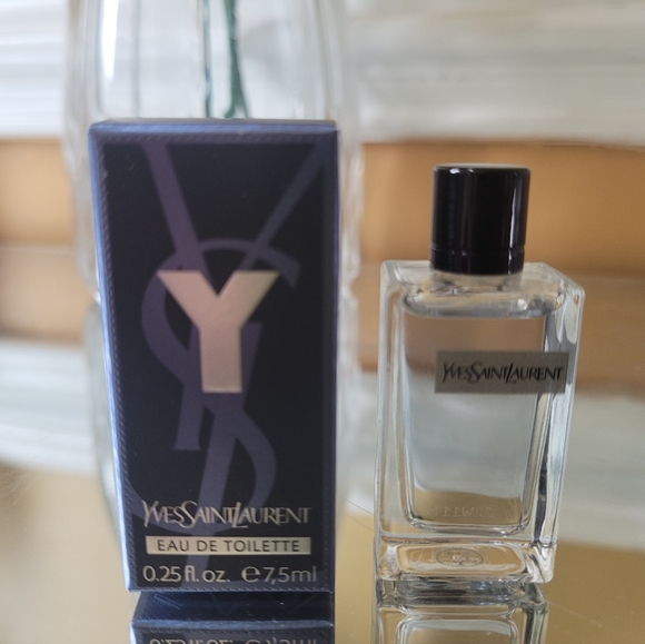 Yves Saint Lauren mini 7.5ml - Picture 3 of 6